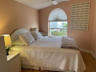 Intracoastal Canal Front Gorgeous 3 Bedroom 2 Bathroom Home On Nettles Island Resort - Jensen Beach - 5