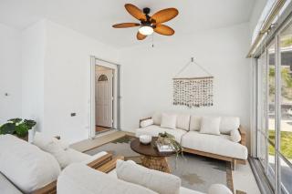 Intracoastal Riverview Beautifully Remodeled 2 Bedroom 2 Bathroom Beach Home on Nettles Island Resort - Jensen Beach - 5