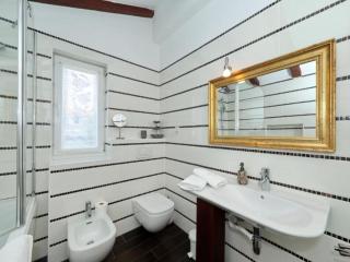 Holiday Home Mirta - Three Bedroom Holiday Home with terrace - Murter - 4