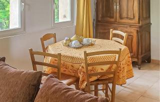 Gîte Avec Piscine - 8