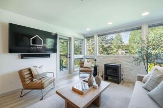 Greystone Lodge by Outpost Whistler - Whistler - 0