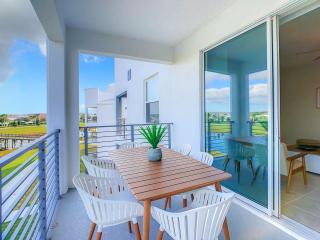 Gorgeous 2BR lakeview Condo with Waterpark - 6