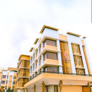 Luxebridge Hotel - 0