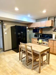 Peaceful House with Backyard - 2