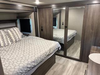 Keys Ferry RV - McDonough - 5