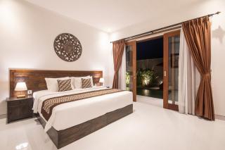 4 Bedrooms Private Pool Villa Cemagi - 9