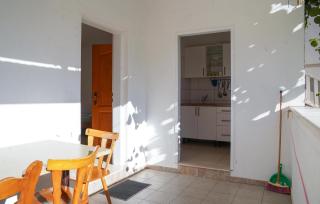 Pet Friendly Apartment In Viganj With Lake View - 4