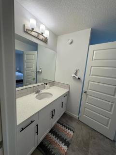 Creekview Retreat - Calgary - 4