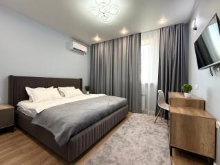 3 комнаты великолепная Раимбек 8 & питьевая вода в подарок - Almaty - 4