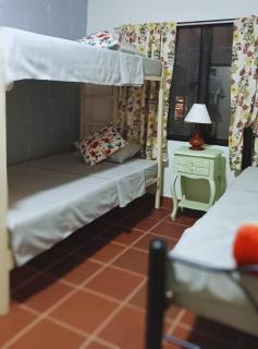 Cura Hostel Bistró - 7