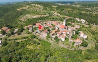 2 Bedroom Beautiful Home In Oprtalj - Oprtalj - 1