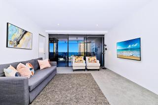 Circle On Cavill Surfers Paradise Apartments-Holiday Paradise - 1