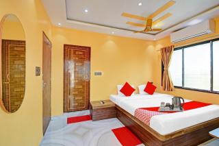 Hotel O Redwood Plaza - Salua - 3