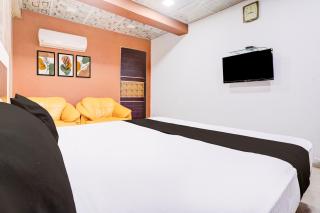 Super Collection O Lokhandwala Andheri West formerly White Star - Mumbai - 1