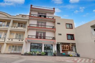 Collection O Vaishno Devi Temple Formerly Hotel The Leaf - Katra - 0