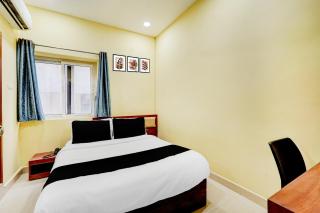 Collection O Vadapalani Metro Station Formerly Pineapple Guest House - Chennai - 1
