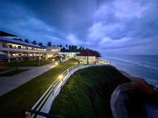 The Marine Pride Beach Resort & Spa - Varkala - 8