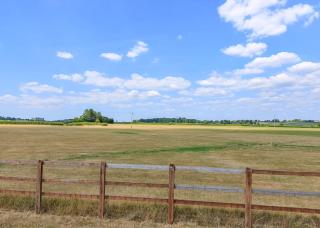 Larkrise Farm Lodges - Babcary - 2