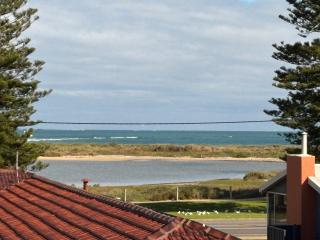 Ocean Vista Beach Stay - Rockingham - 4