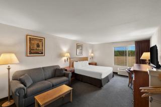 Rodeway Inn & Suites Tomahawk - Tomahawk - 1
