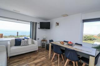 Sunset Sea View Chalet - Torpoint - 6
