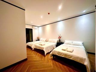 Mia Garden Hotel - - 5