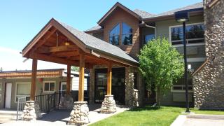 Elkwater Lake Lodge and Resort - Elkwater - 0