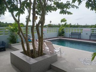 เพชรรัตน์รีสอร์ทแอนด์สปา - 8