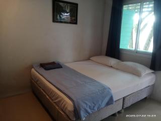 เพชรรัตน์รีสอร์ทแอนด์ซาวน่า - Surat Thani - 7