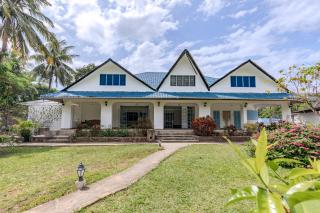 Allamanda Boutique Hostel - Galu - 9