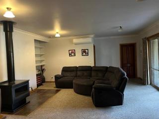 Farm-stay delight - - 9