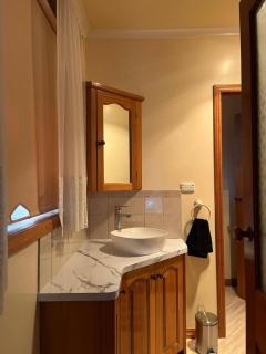 Farm-stay delight - - 6
