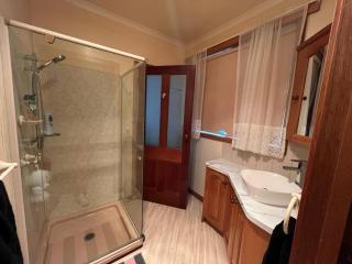 Farm-stay delight - - 4