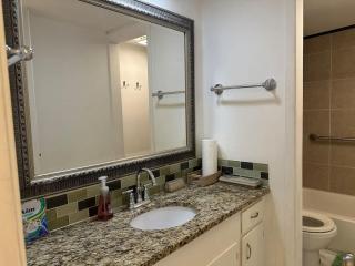 Private Room - CoLiving Condo - Austin - 5