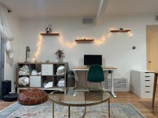 Private Room - CoLiving Condo - Austin - 1