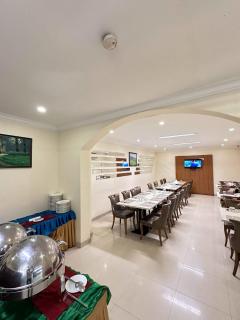 Hotel Sabari Park - Jāmb - 8