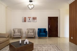 Settle Inn South 90 Apartments - 0