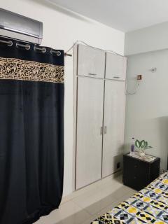 Spacious Hideaway ' Serenely Cozy - Islamabad - 3