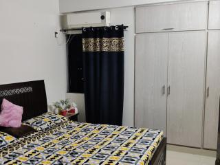 Spacious Hideaway ' Serenely Cozy - Islamabad - 5