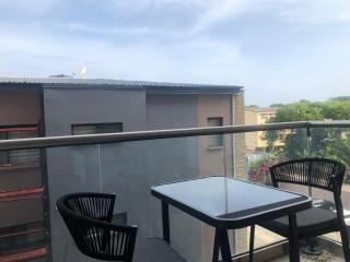 Fully Furnished Chic Studio in Cantonments - 9