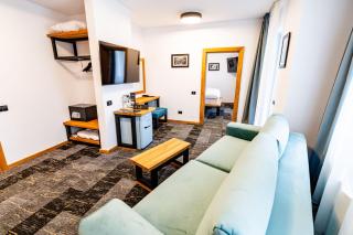 HOW Boutique and Hotel - 7