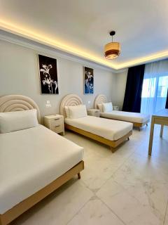 Sliema Trendy Rooftop Pool House - 4