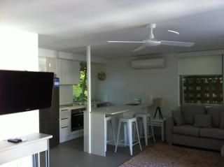 The Hastings Beach Houses - Noosa Heads - 4