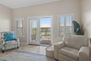 Pavilion Palms 203C - 2