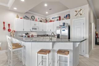 Pavilion Palms 204C - 1