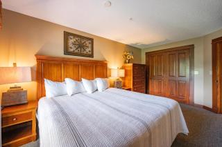 A211 One Bedroom Lake View - 5