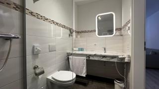 Blue Riverside Apartments - 8
