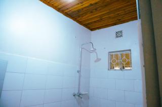 Garden Villa 5BR Home Near Road,Nature and City Life - Arusha - 4