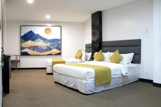Dancenter Boss Hotel Near Clark International Airport - 2