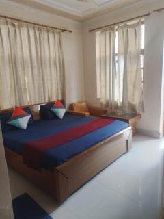 Gomti Hotel - Dehradun - 4